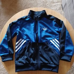 Boys Adidas jacket. Size 5-6. GUC.